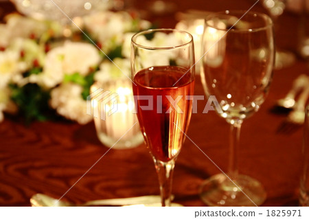 慶祝座位香檳 1825971