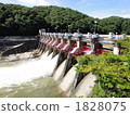Dam 1828075