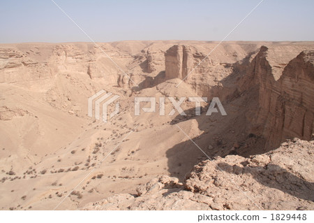 沙特阿拉伯利雅得郊區世界邊緣 沙特阿拉伯利雅得郊區世界邊緣 1829448