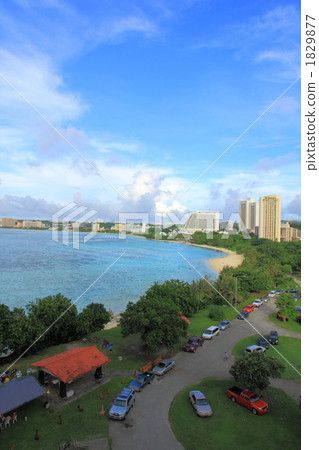 在關島的Tumon海灘和Ipao海灘公園 1829877
