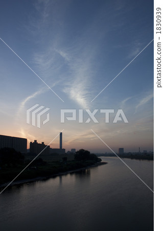 多摩河5:32 1830939