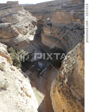 Tunisia Mides 1 1831418