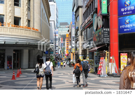Korea Seoul's fashionable street corner · Myeong-dong 1831647