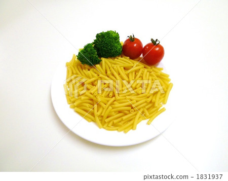 Macaroni with vegetables 1831937