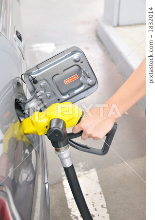 Refueling Refueling 1832014
