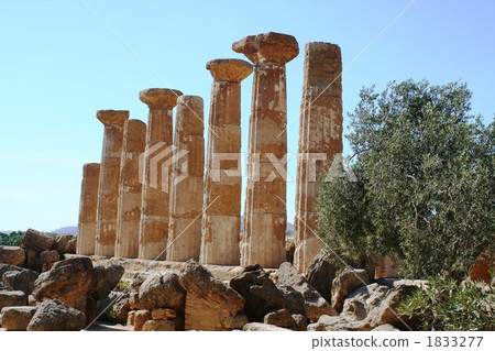 Sicily, Temple of Agrigento Hercules Sicily, Temple of Agrigento Hercules 1833277