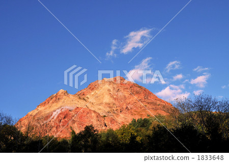 Showa Shinzan dyed in sunset 1833648