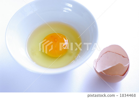 Raw egg  1834468