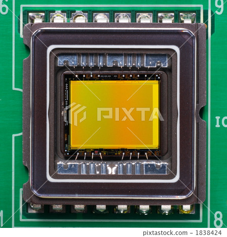 The imaging element (d101005-018) 1838424