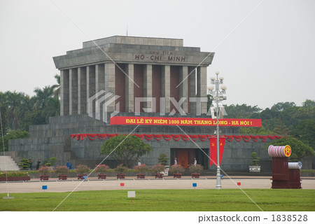 Hanoi 1000 year festival (Ho Chi Minh Mausoleum) Hanoi 1000 year festival (Ho Chi Minh Mausoleum) 1838528