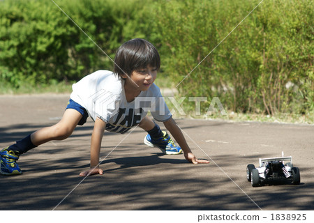 Play with radio control 1838925