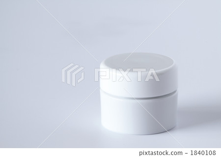 One white container 1840108
