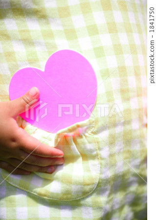 Heart in pocket Heart in pocket 1841750