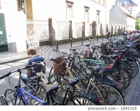 Copenhagen bike storage place in May 1845326