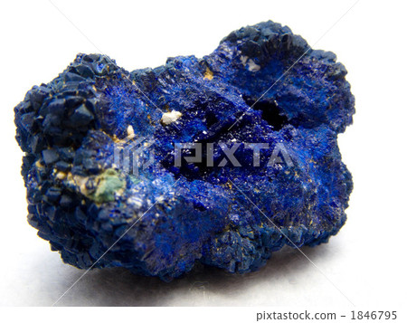 A crystalline mass of azurite (azurite) 1846795