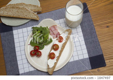 Western Sake Cream Cheese Open Sand 1847497