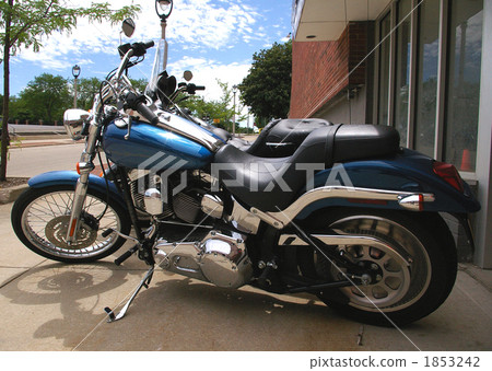 在藍天的鐵馬 1853242