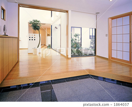 Wide wide entrance hall 1864037