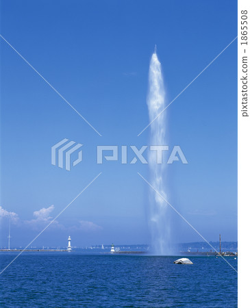 Large water fountain of Lake Geneva 1865508