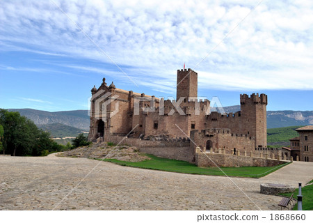 Javier Castle Javier Castle 1868660