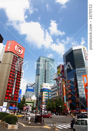 Electric street of Akihabara (vertical) 1870552