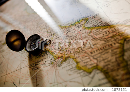 A trip to medieval Italy 1872151