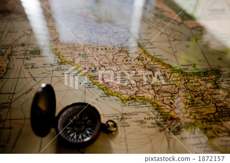 A trip to medieval Italy 1872157