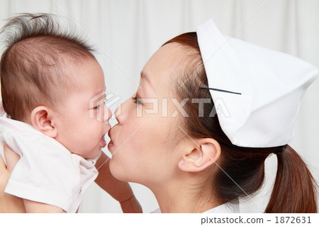 Kiss nurse 1872631