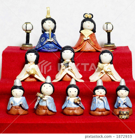 Hina doll form of clay 1872933