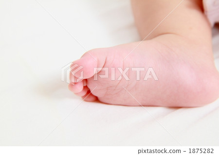 Baby's foot Baby's foot 1875282