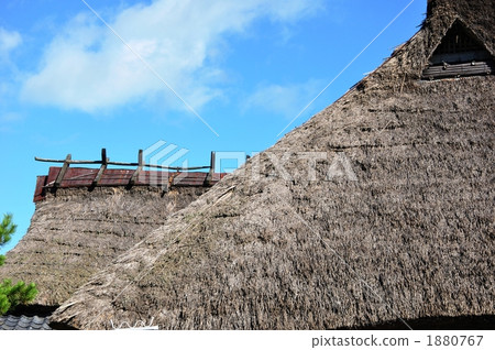 老房子的小偷屋頂 老房子的小偷屋頂 1880767