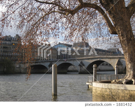 巴黎冬天 1881432