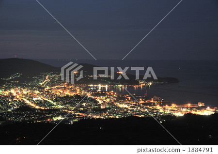 night street, otaru city, after sunset 1884791