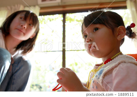 little child, toddler, girl 1889511