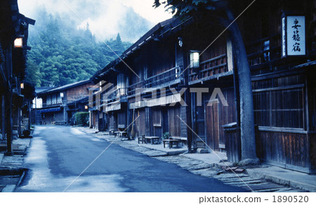 清晨妻子的房子 1890520