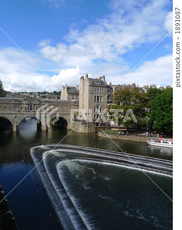 Bath townscape and bridge and river Bath townscape and bridge and river 1891087