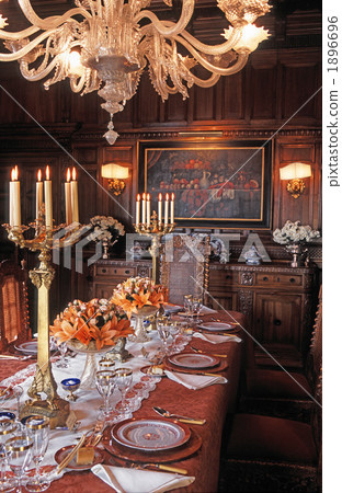 Dining in the Florentine mansion Dining in the Florentine mansion 1896696