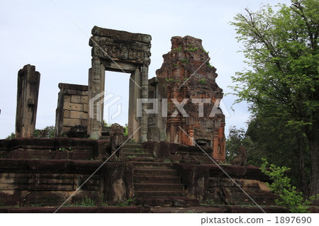 Roryos ruins group 1897690