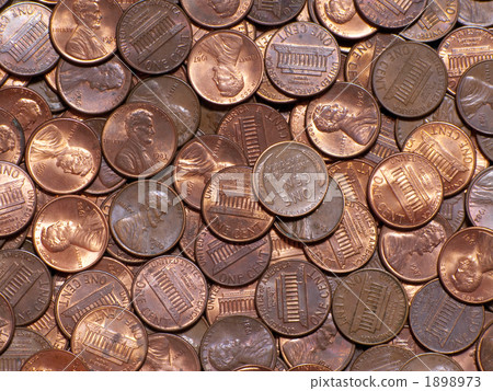 Lots of pennies ~ close range (material) 1898973