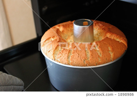 Chiffon cake baked 1898986