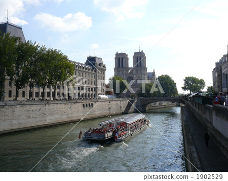 塞納河（巴黎圣母院）的風景 1902529