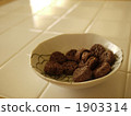 Snack confectionery (chocolate) 01 1903314