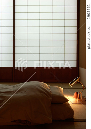 Bedroom with lamp 1903361