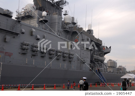 Escort ship Hikii 1905447