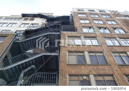 Retroville和緊急樓梯 1908954