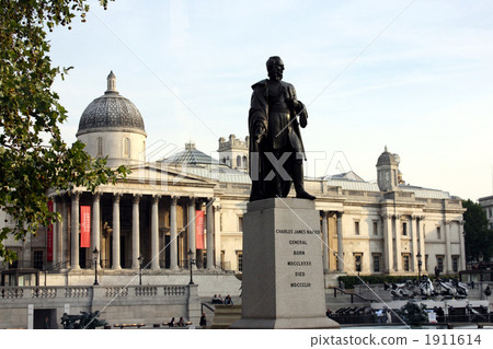 A statue of General Charles James Nepia of Trafalgar Square with National Gallery 1911614