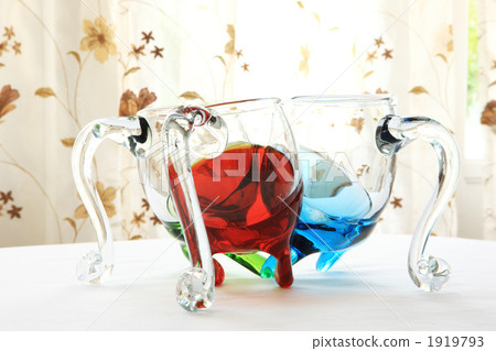 Three color transparent glass Three color transparent glass 1919793