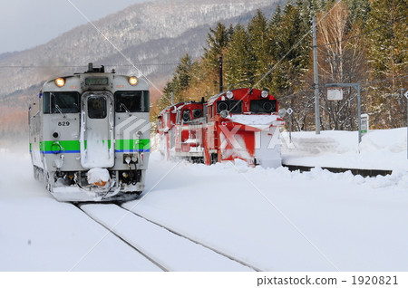 japan rail hokkaidou, snowplow, soya main line 1920821