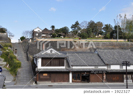 "Ayabe miso brewing source" under Kizuki's sightsee "slope of vinegar shop" is a trading house representing castle town Kitsuki 1922327