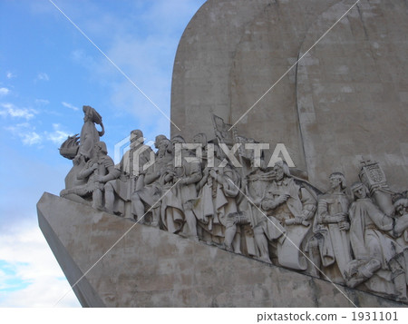 Monument of discovery 1931101